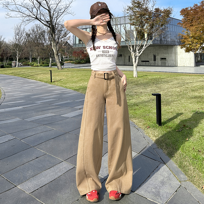 https://fulmo-img-server.com/widefitstyle/7f0b37a3-04a3-4432-a2fa-c0527e8fc161.jpg