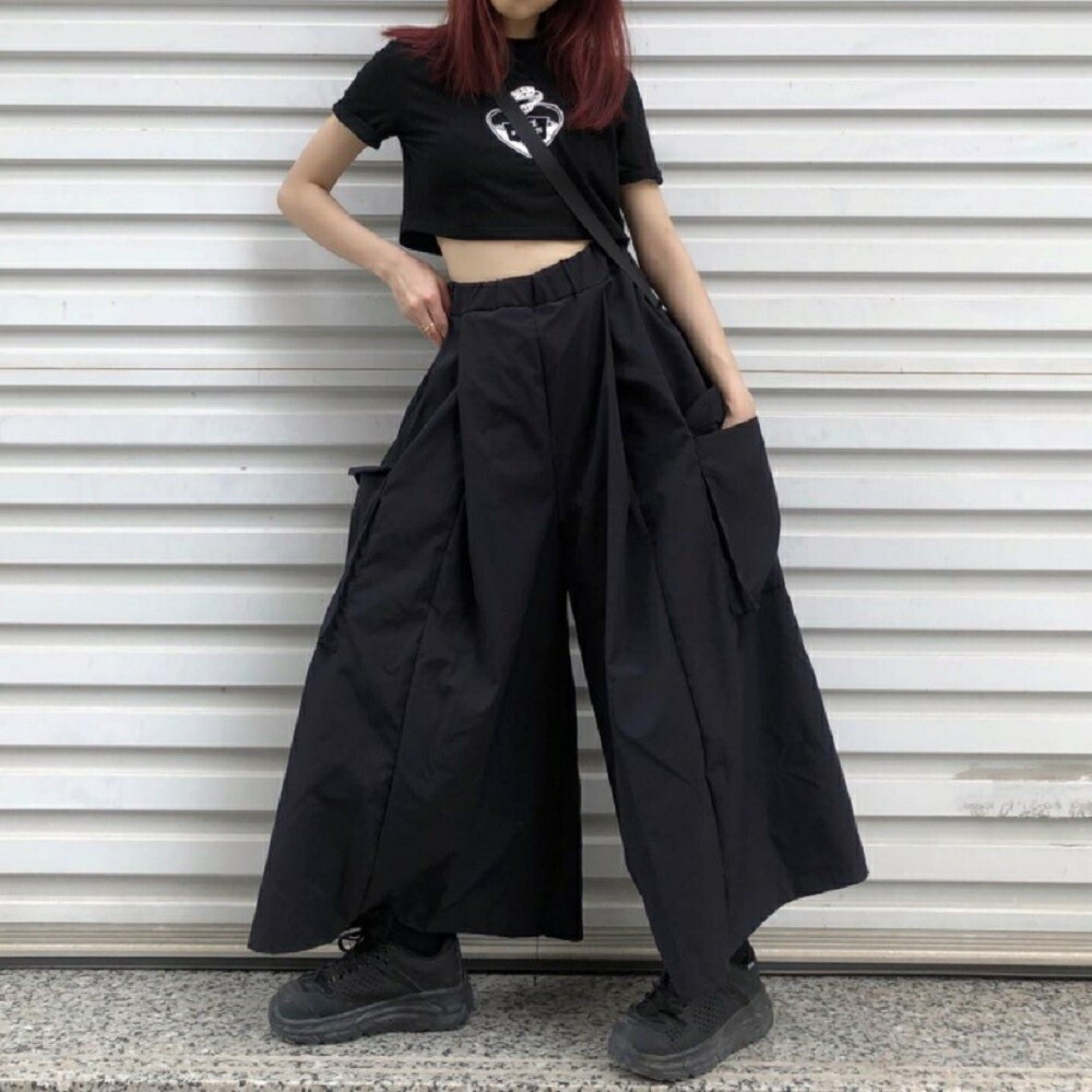レディースワイドパンツ ニッカ風ワイドパンツ ポケット付き ストリート系 黒 アザーズ