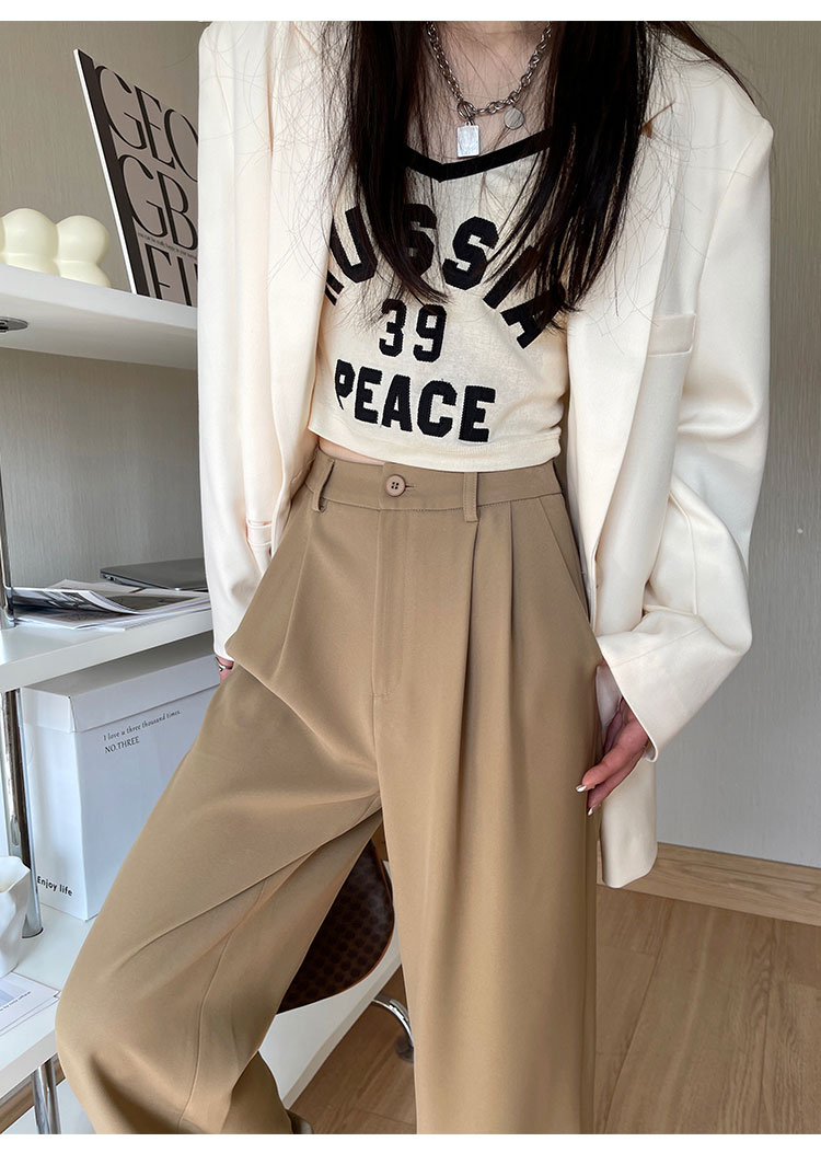 https://fulmo-img-server.com/widefitstyle/a820d388-2630-4096-bda8-9fedf2ce1867.jpg