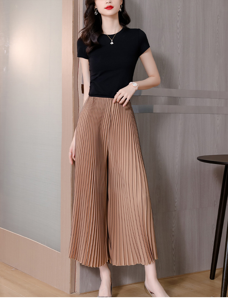 https://fulmo-img-server.com/widefitstyle/d41231df-fcc9-49b2-b486-0cceb37f450a.jpg