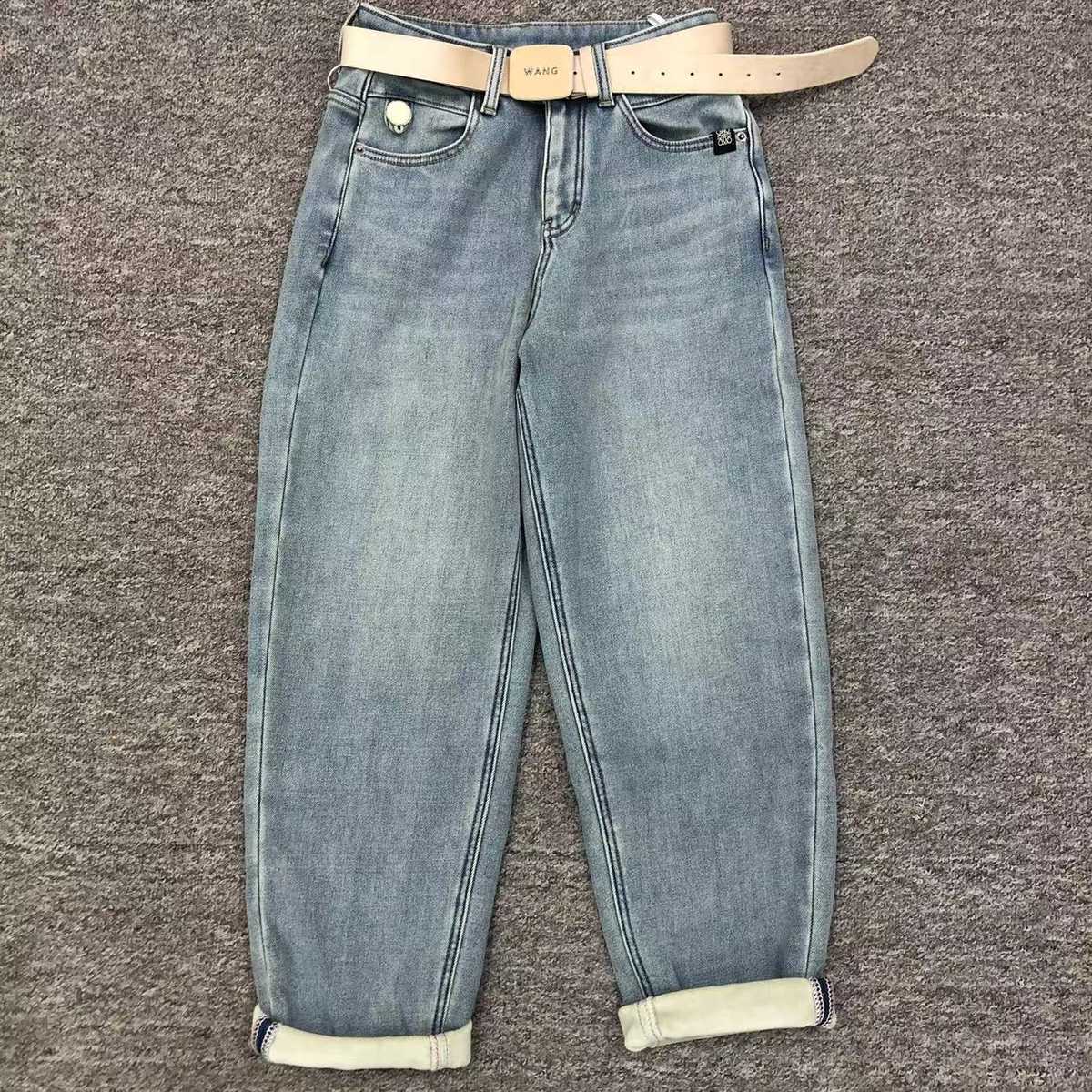 ワイドデニムロールアップメンズで楽しむおしゃれな休日スタイル5選