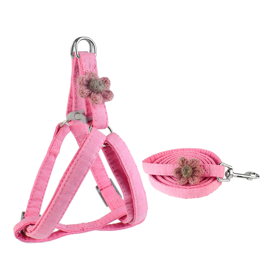 犬 ハーネス フラワーアクセント付き ふわふわ優美なハーネス