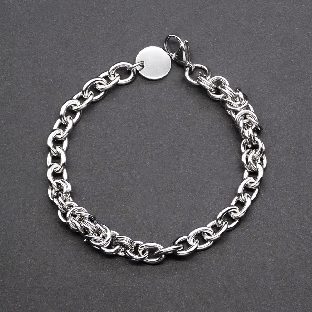 https://fulmo-img-server.com/wriststyle/03158228-d774-4aac-803e-a58594878b23.jpg