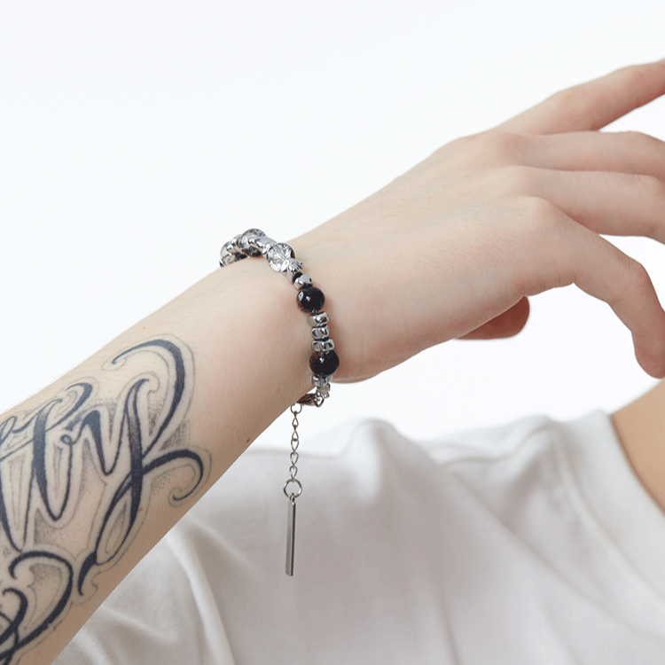 https://fulmo-img-server.com/wriststyle/1754716804428_d3axl9ke_djqkbn96.png