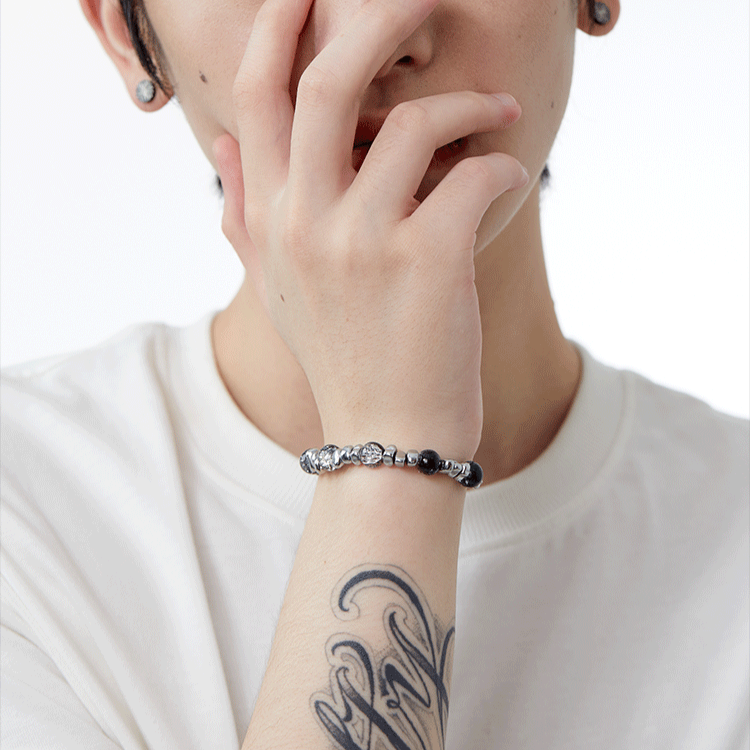 https://fulmo-img-server.com/wriststyle/1754716806128_io0hqlv6_8tjm4rhs.png