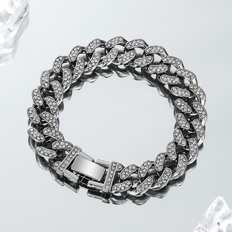 https://fulmo-img-server.com/wriststyle/1754719162247_b8j6yvjg_9mfmvz65.jpeg