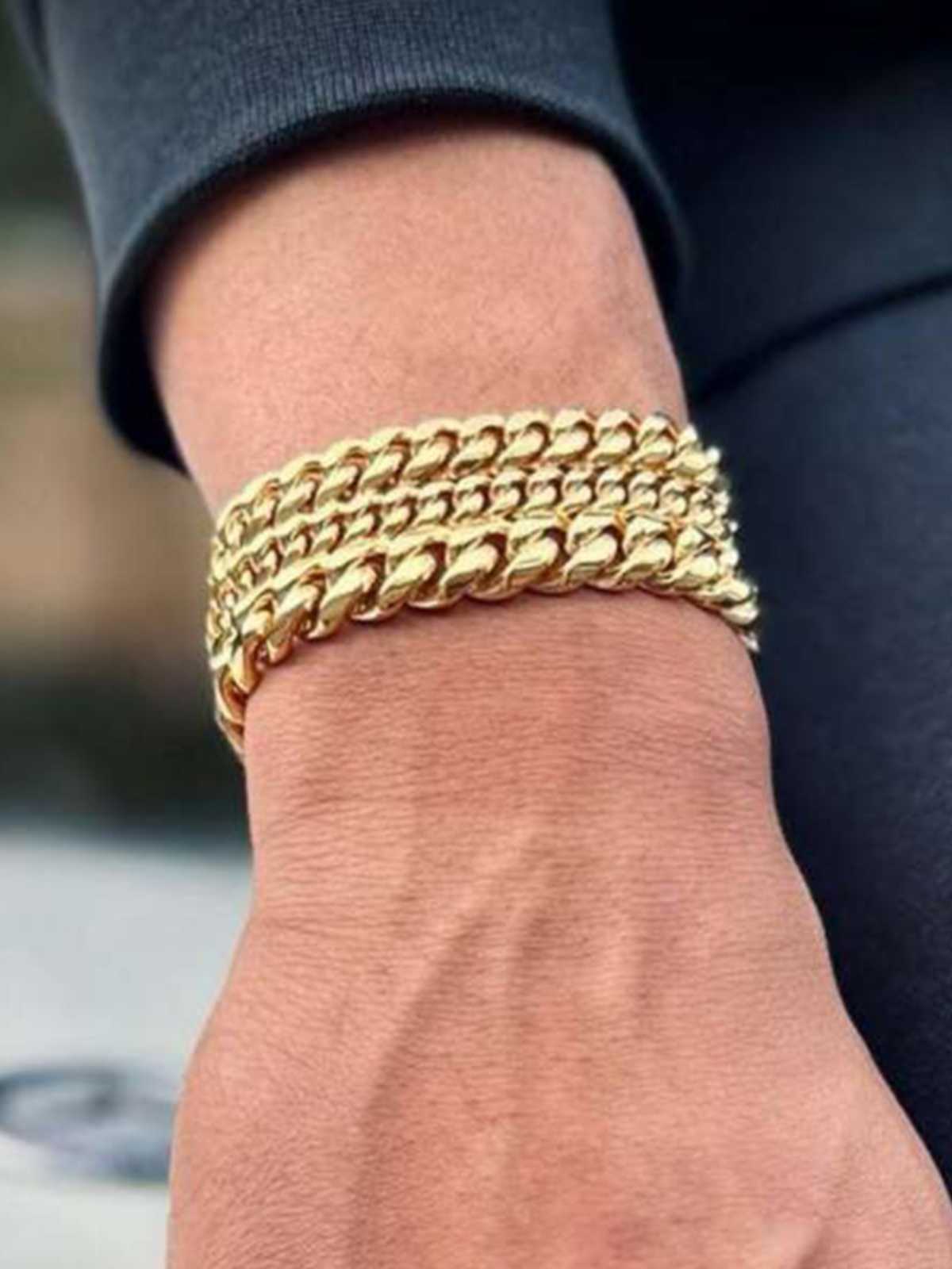 手首から品格が際立つ！ゴールド18kバングル メンズ上質コレクション5選