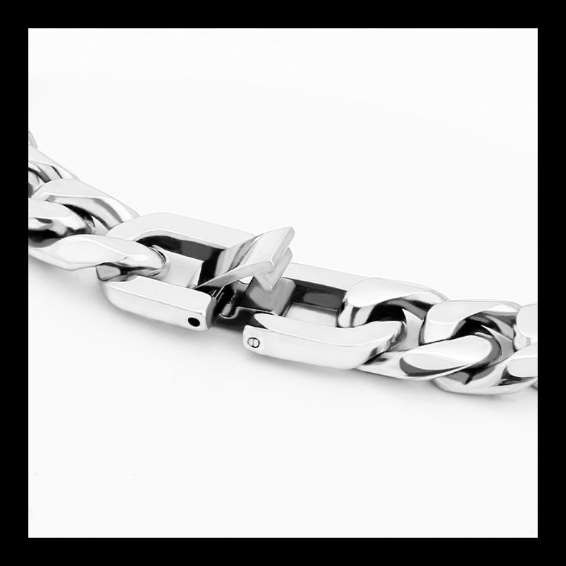 https://fulmo-img-server.com/wriststyle/1759973770014_iwk28jx8_bsi3qhhq.jpeg