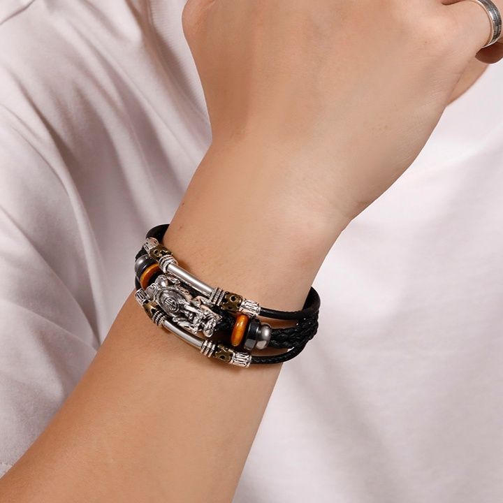 https://fulmo-img-server.com/wriststyle/1759993016939_7e152lk9_vt39orhz.jpeg