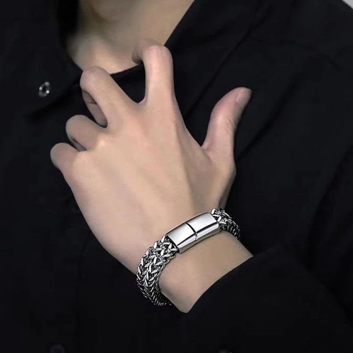 メンズブレスレット 二重編み込みチェーン磁気留め具メンズブレスレット