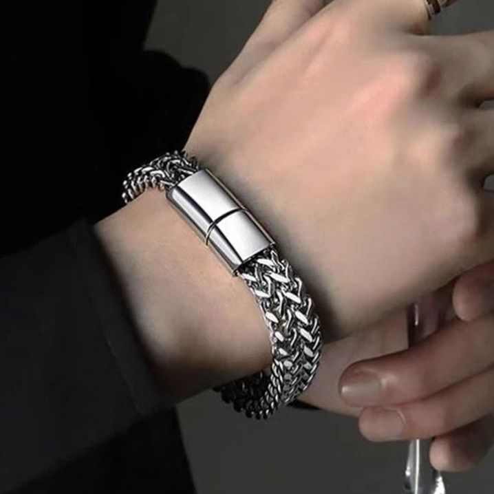 メンズブレスレット 二重編み込みチェーン磁気留め具メンズブレスレット