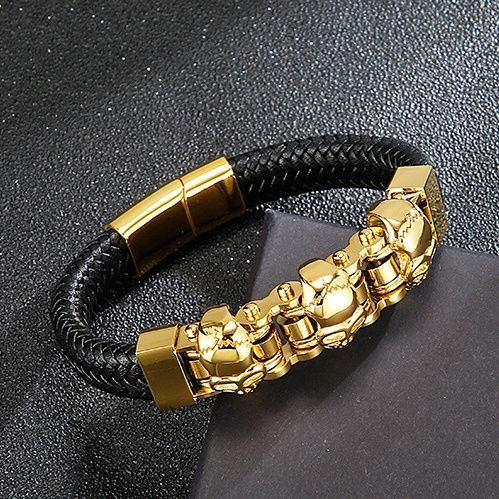 メンズブレスレット 三連髑髏装飾編み込みレザー紐ブレスレット