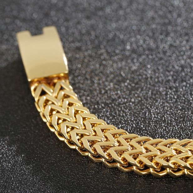 メンズブレスレット 二重編み込み竜頭留め具付き重厚ゴールドブレスレット