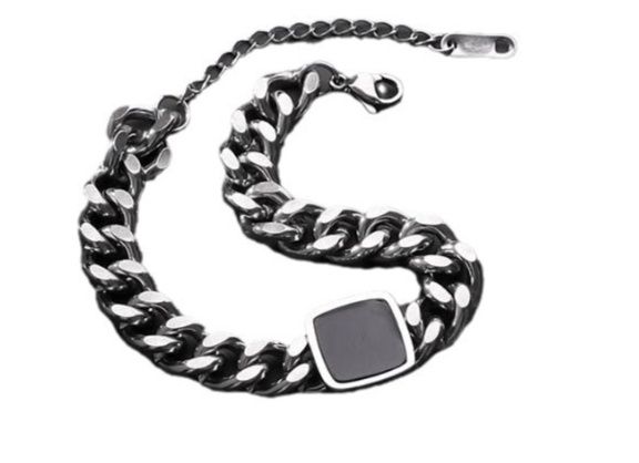 https://fulmo-img-server.com/wriststyle/1788921537589_zfth6jbi_m8qs2bke.jpeg