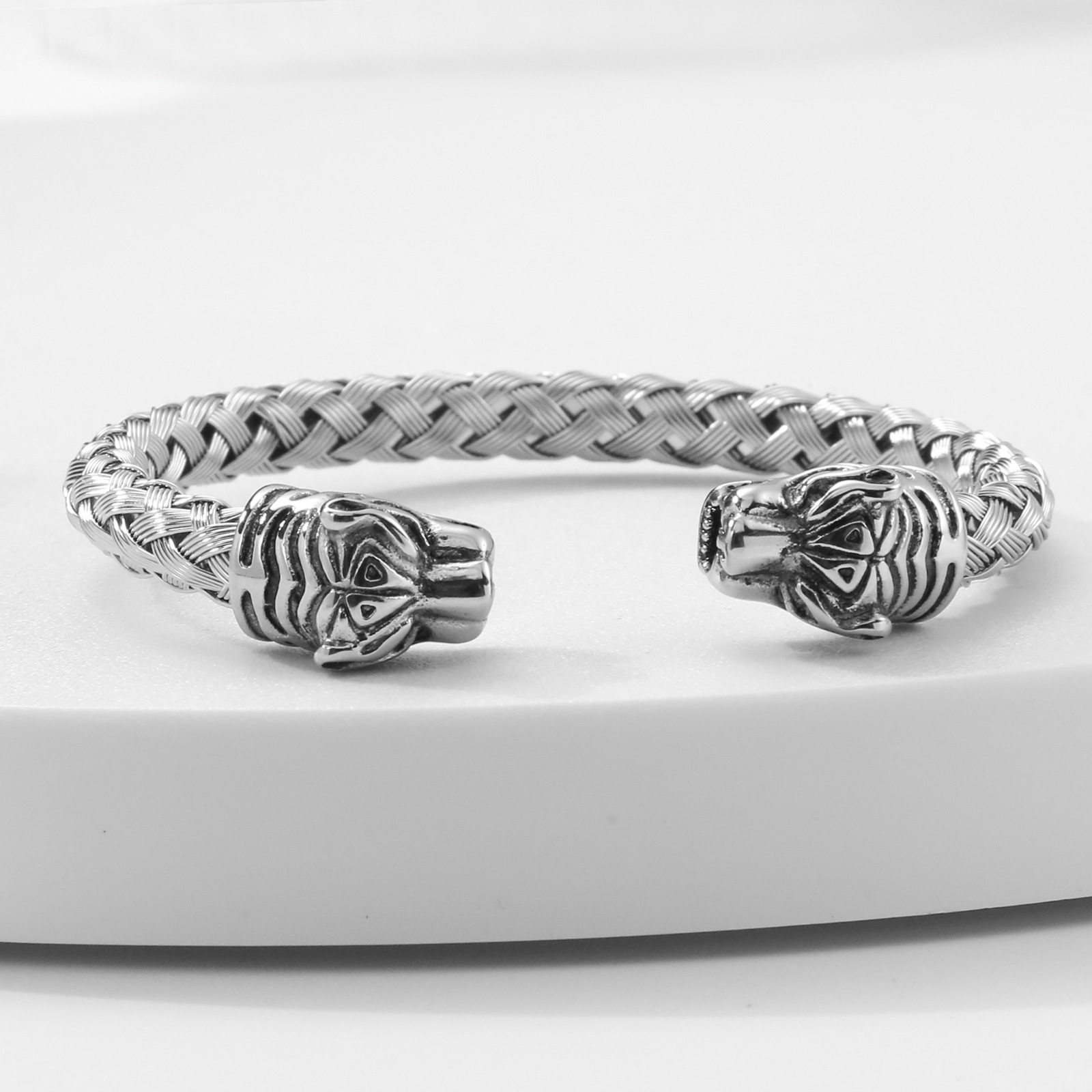 メンズブレスレット 虎頭モチーフ編み込みバングルブレスレット