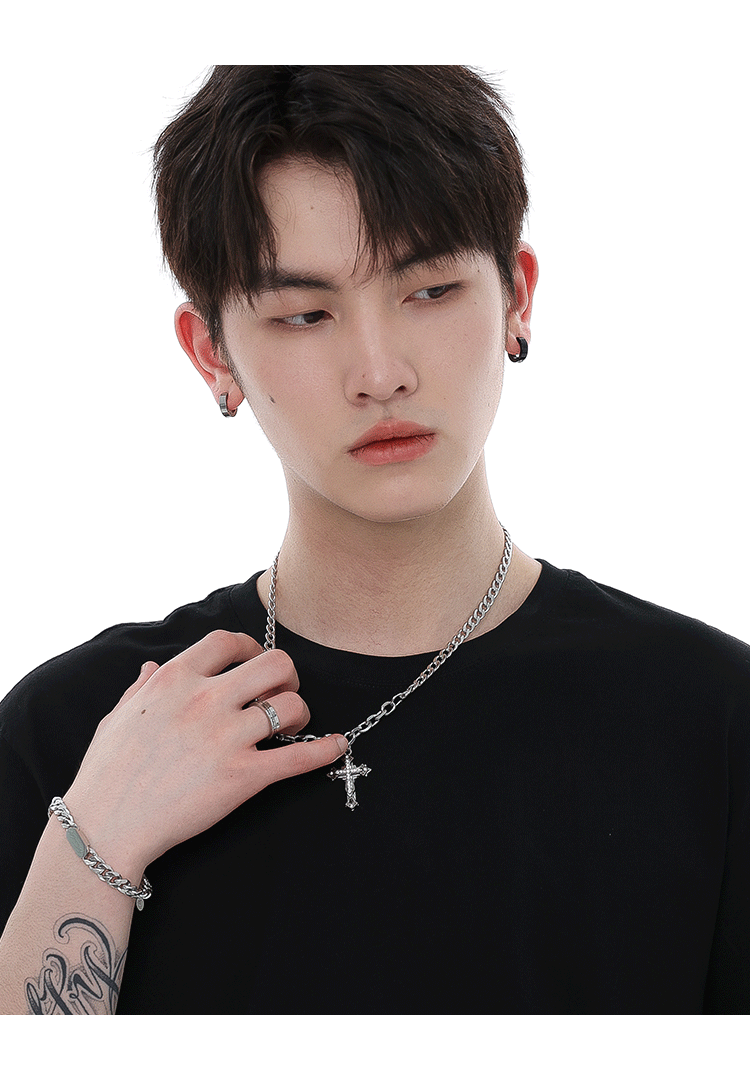 https://fulmo-img-server.com/wriststyle/2dfc2155-e3da-432a-bd11-2edfb278bf83.jpg