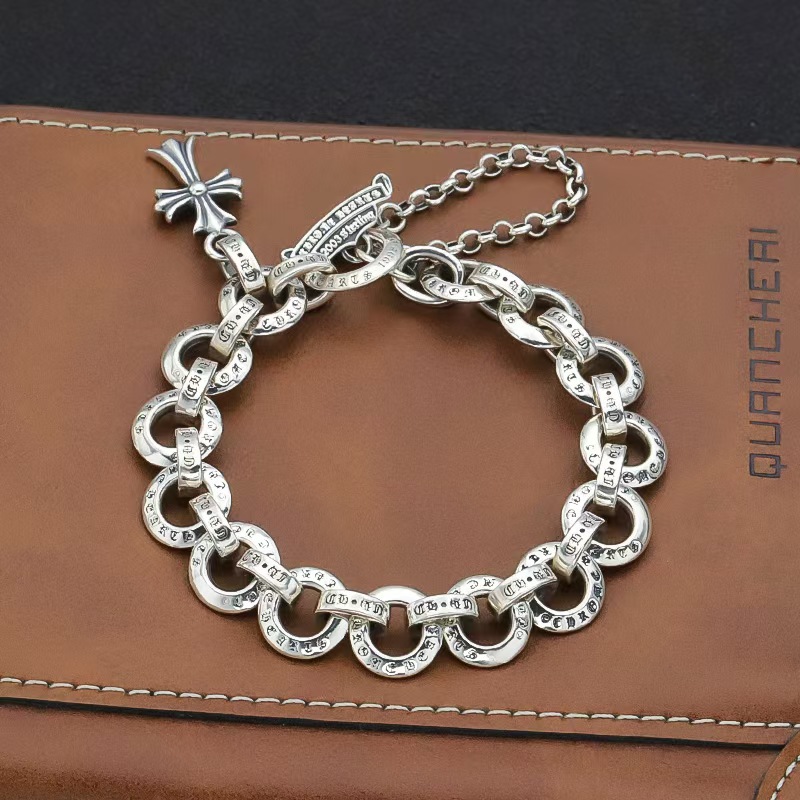 https://fulmo-img-server.com/wriststyle/32743f09-2259-4650-8a2f-2b272c139f9e.jpg