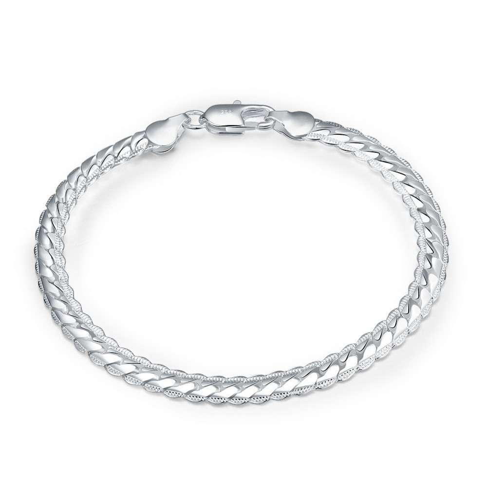 https://fulmo-img-server.com/wriststyle/395238c0-0450-420f-adb2-0e1e95f28a2a.jpg