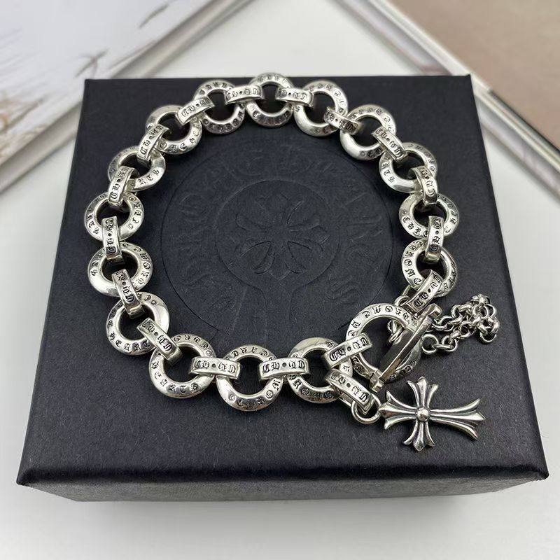 https://fulmo-img-server.com/wriststyle/3c6aacf1-4290-4f9a-aa2a-85b5127caa8a.jpg