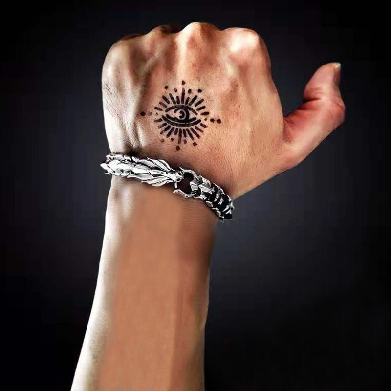 https://fulmo-img-server.com/wriststyle/48aa6e8b-8434-4e32-a8c1-736ea2e5f480.jpg