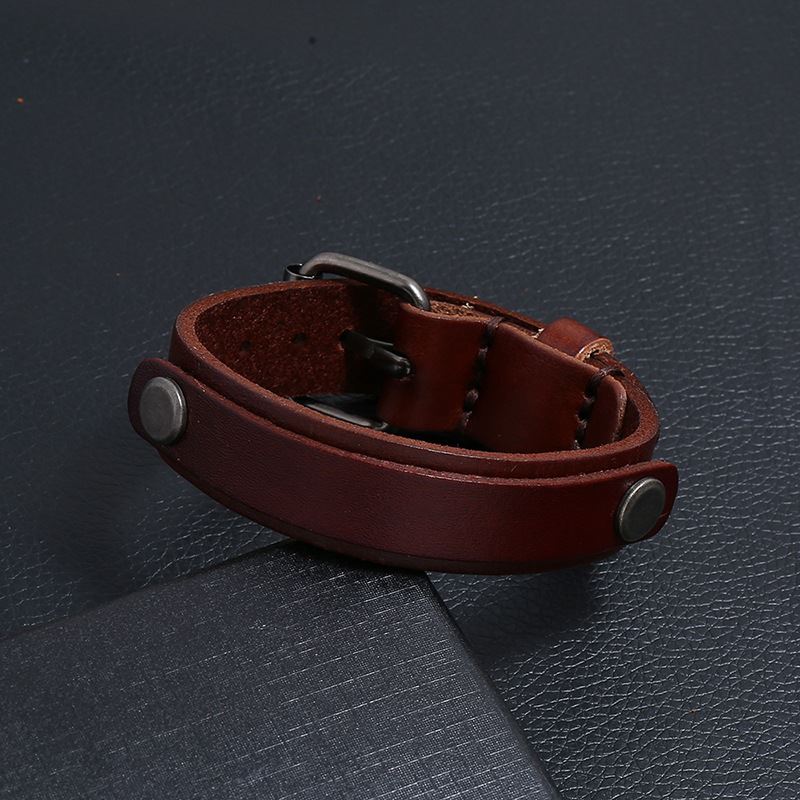 https://fulmo-img-server.com/wriststyle/57d35e8c-4496-4d9a-ba89-19721bf5d606.jpg
