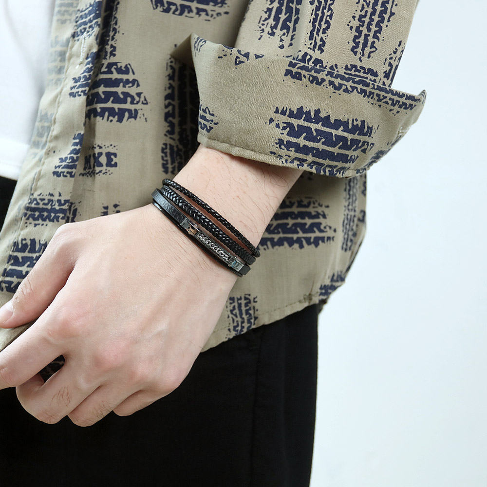 https://fulmo-img-server.com/wriststyle/5db1f9cf-c5bb-47a9-9bb7-4bdb483d09c0.jpg