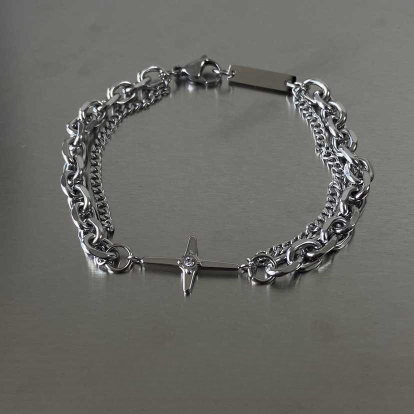 https://fulmo-img-server.com/wriststyle/6f29ccde-e04f-4200-a15d-66383506c931.jpg