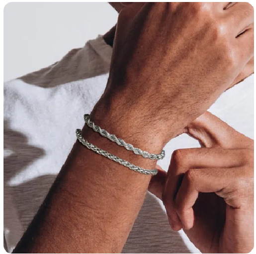 https://fulmo-img-server.com/wriststyle/7a24ef05-9b40-48fb-94c8-04ab5ab13d09.jpg