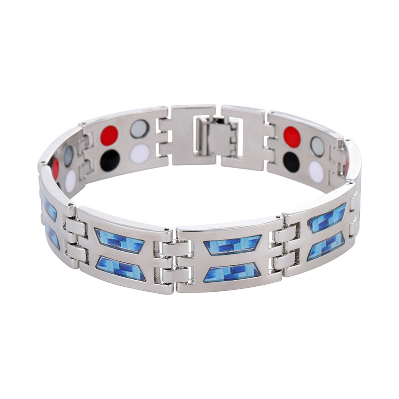 https://fulmo-img-server.com/wriststyle/87a20b5f-3523-45b2-af06-fec1bb598e92.jpg