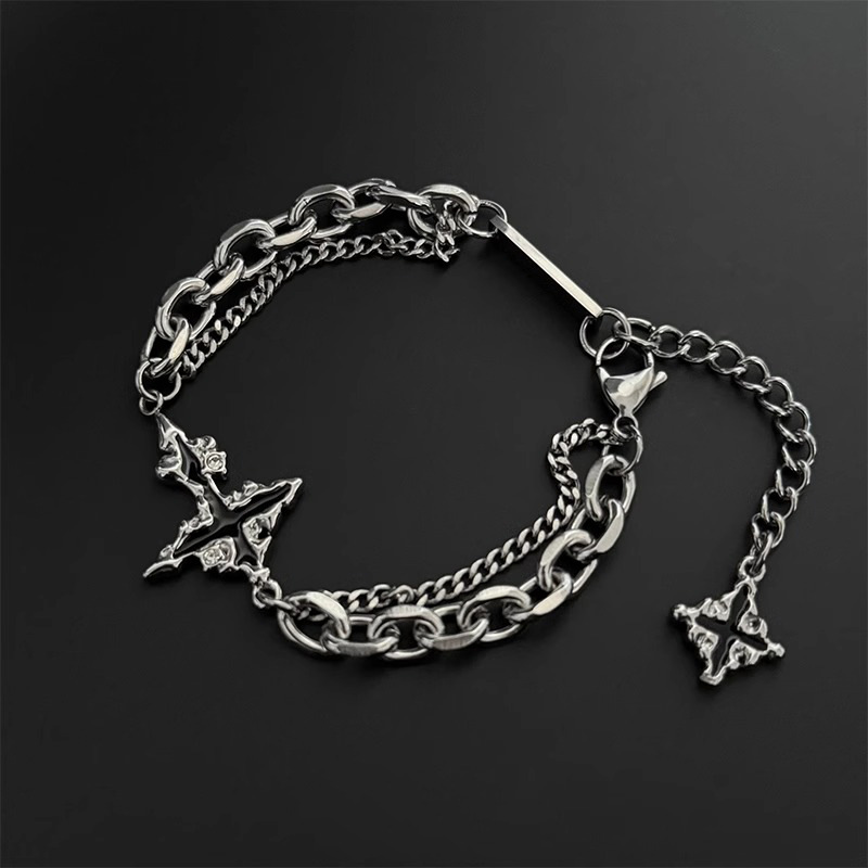 https://fulmo-img-server.com/wriststyle/8a8d624f-8e7e-4508-8bd9-e9e8a482d5fd.jpg