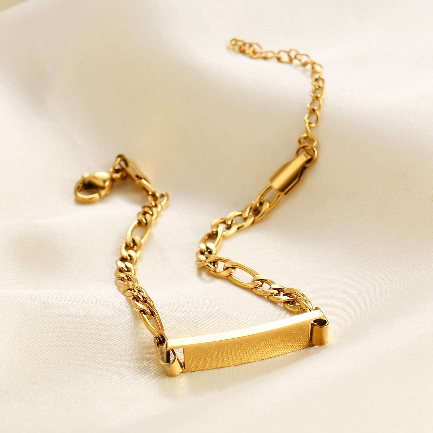 メンズブレスレット 識別プレート付き喜平チェーンブレスレット