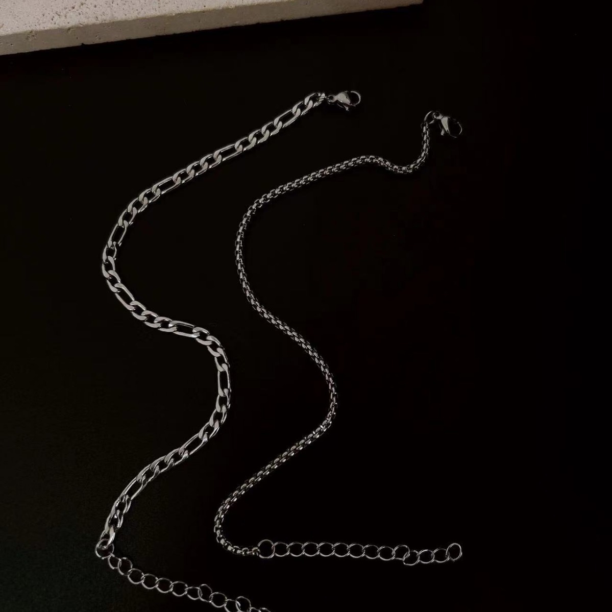 https://fulmo-img-server.com/wriststyle/ad27c99c-7b9e-41da-a3ad-1a24e9bea7f1.jpg