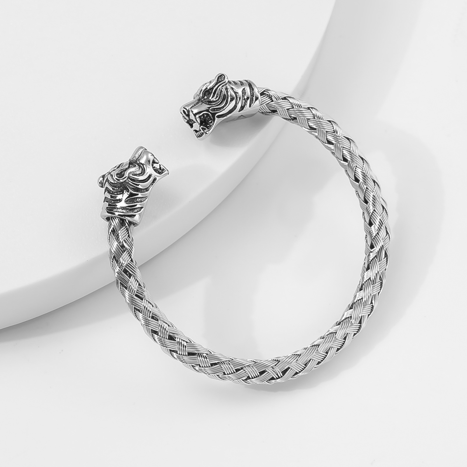 メンズブレスレット 虎頭モチーフ編み込みバングルブレスレット
