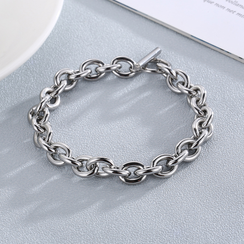 https://fulmo-img-server.com/wriststyle/c0d5201c-6438-446f-9649-ca6f2edc338e.jpg
