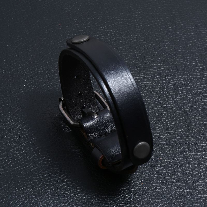 https://fulmo-img-server.com/wriststyle/c0fa1bfa-dfc5-465e-a180-6e7eee33f60e.jpg