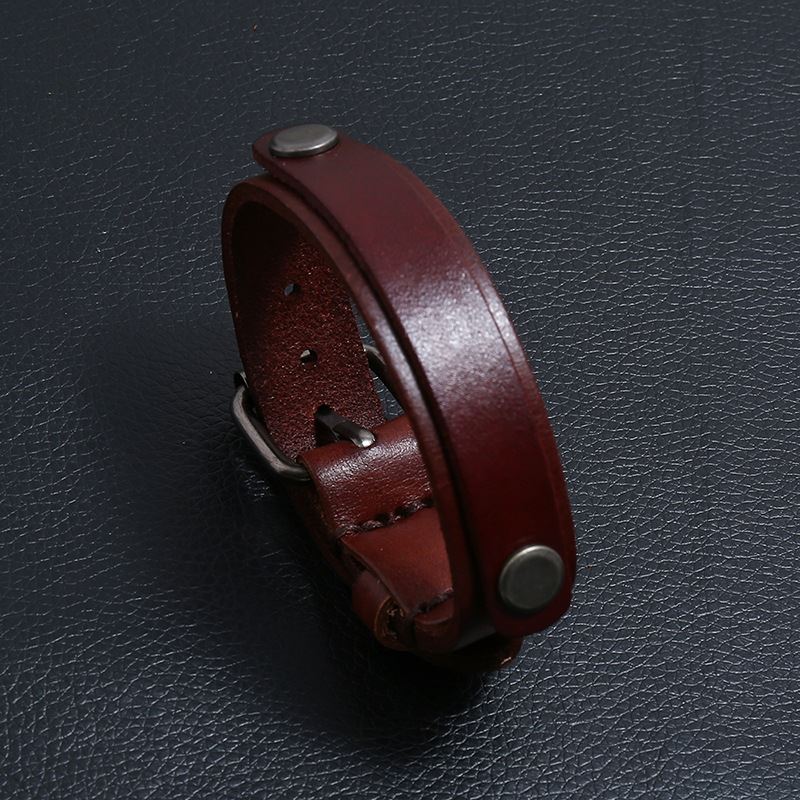 https://fulmo-img-server.com/wriststyle/d74170bd-dce2-4452-8649-b48f37b5344d.jpg