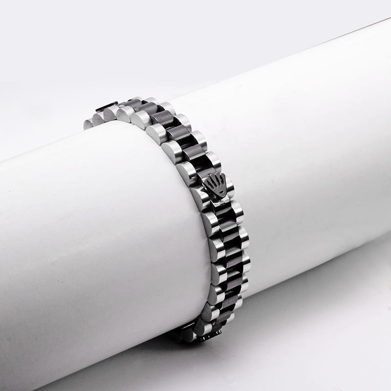 https://fulmo-img-server.com/wriststyle/d82bb5b3-014c-4fae-8755-2d2d3ebe5288.jpg