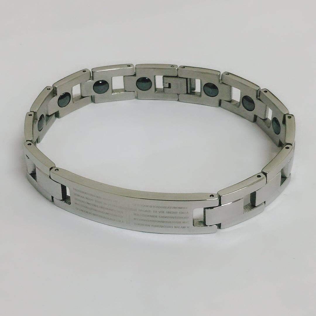 https://fulmo-img-server.com/wriststyle/dd74eff1-368a-4928-91c5-c21c0c300653.jpg