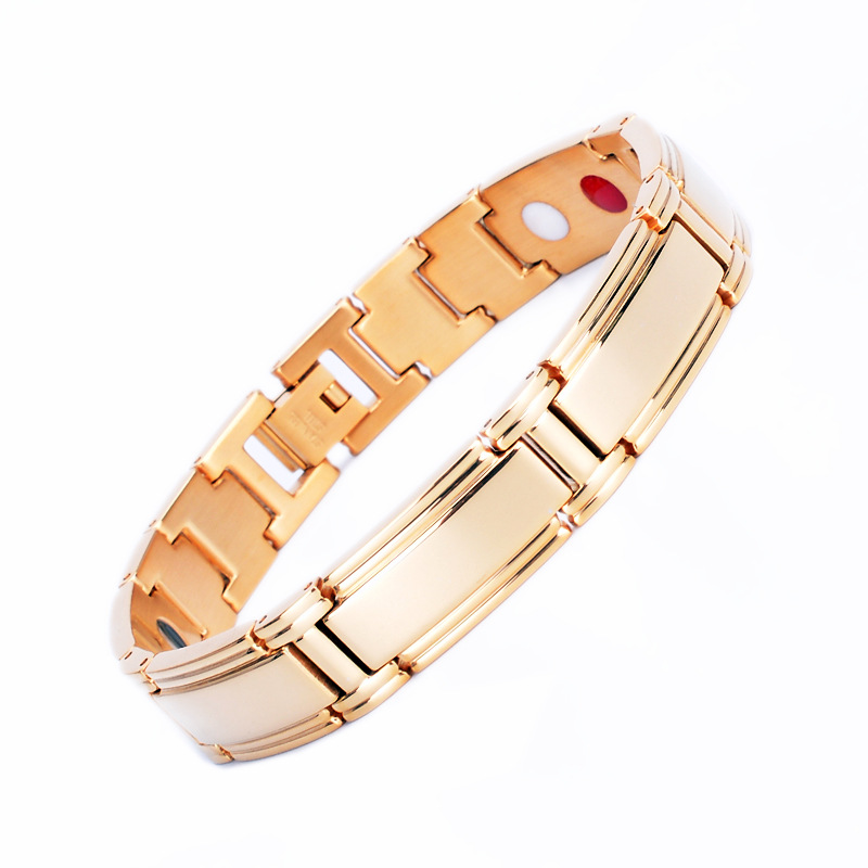 https://fulmo-img-server.com/wriststyle/f3af9ad3-156c-4892-a879-9a3eaee13733.jpg