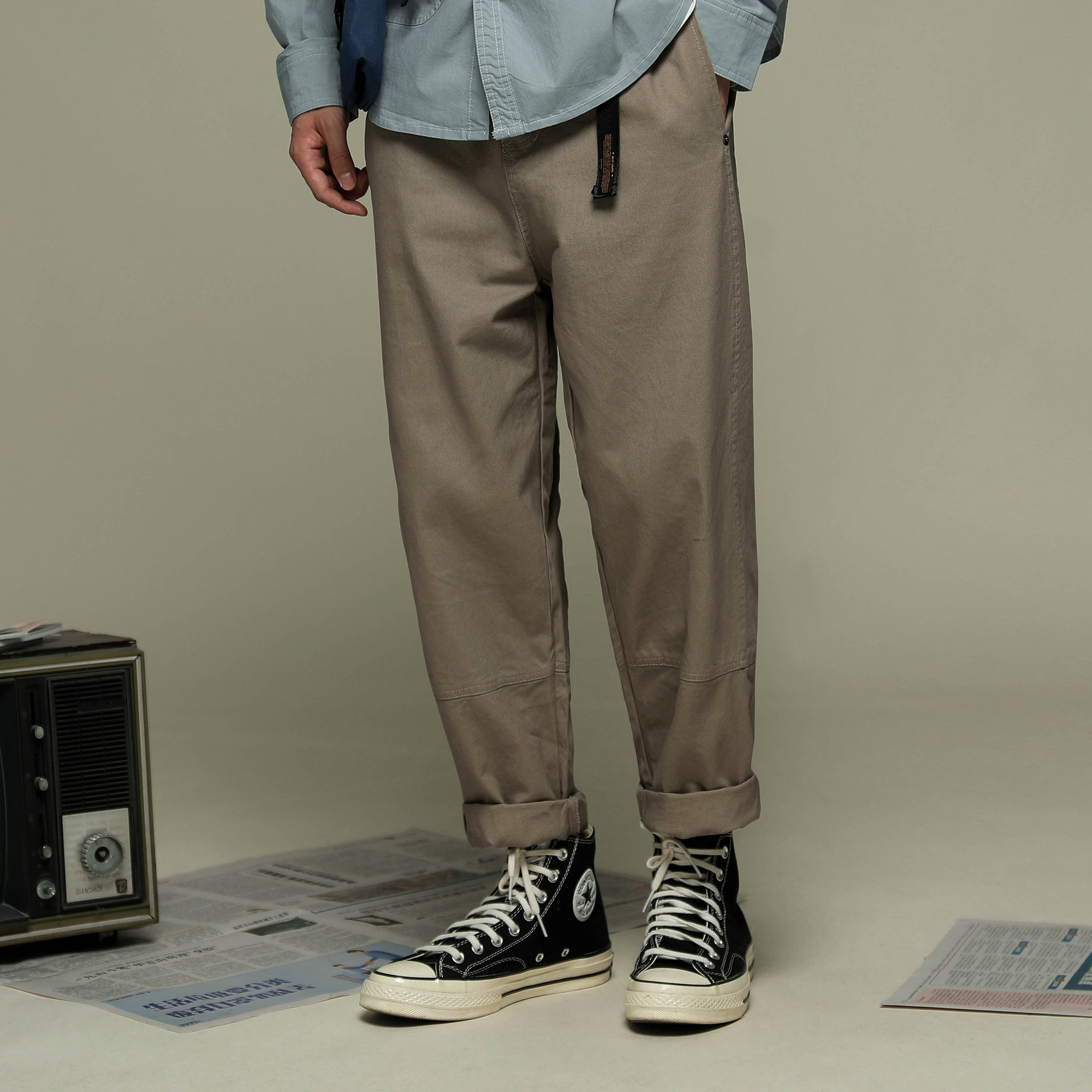 メンズワイドパンツ 裾ロールアップ仕様ゆったりシルエットスラックス