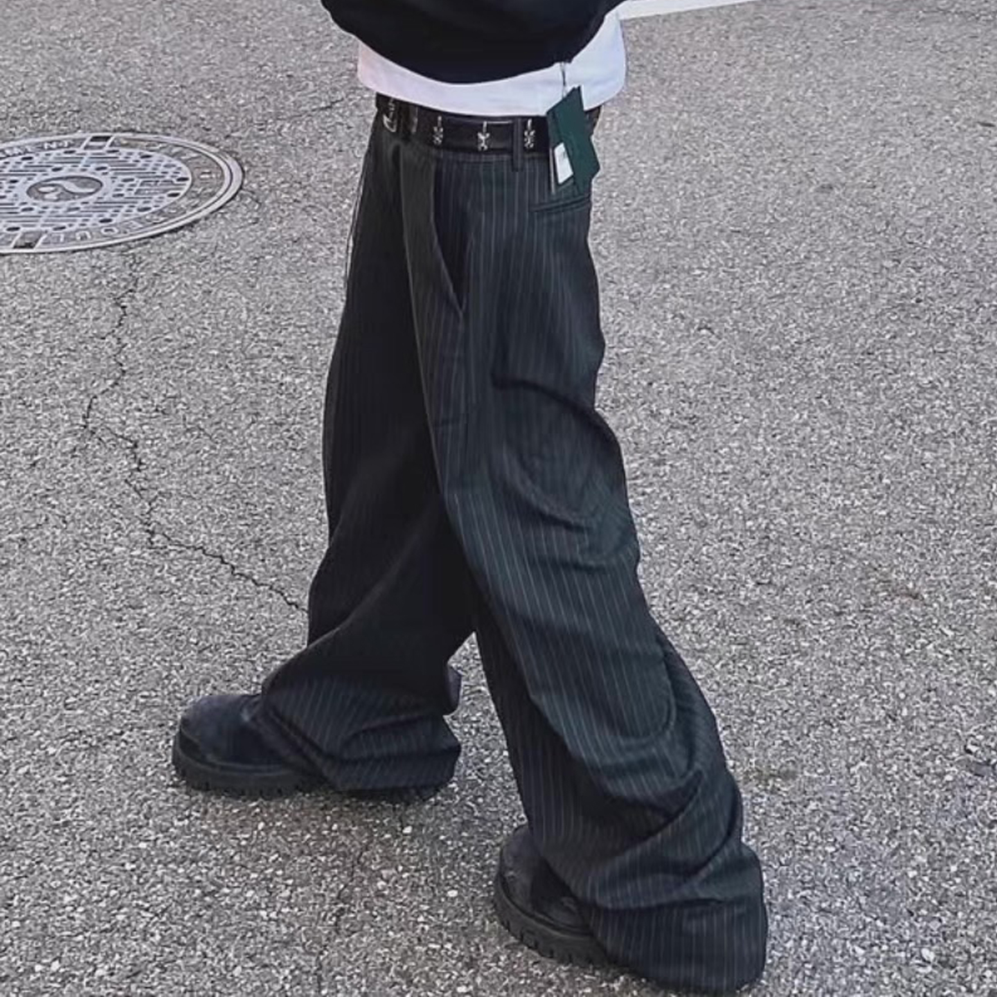 ワイドパンツ メンズ ストライプ柄チェーン付きワイドスラックス