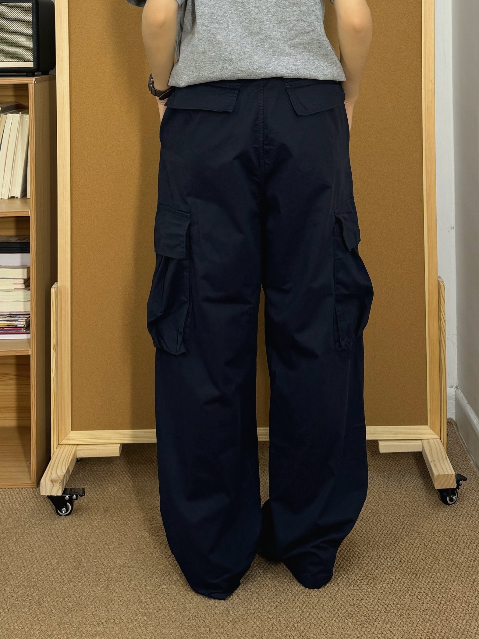 ワイドパンツ メンズ レトロ風ビッグポケット紐付きカーゴパンツ