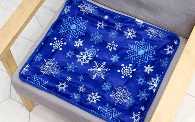 腰痛クッション 椅子用 夏涼ひんやり腰楽ジェルクッション