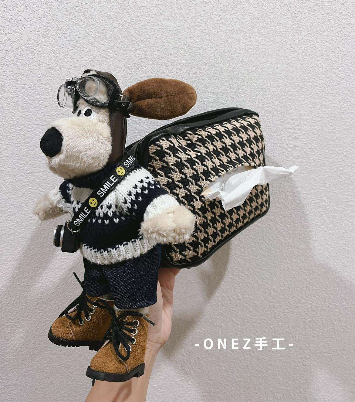 冒険家風おしゃれ犬ぬいぐるみ