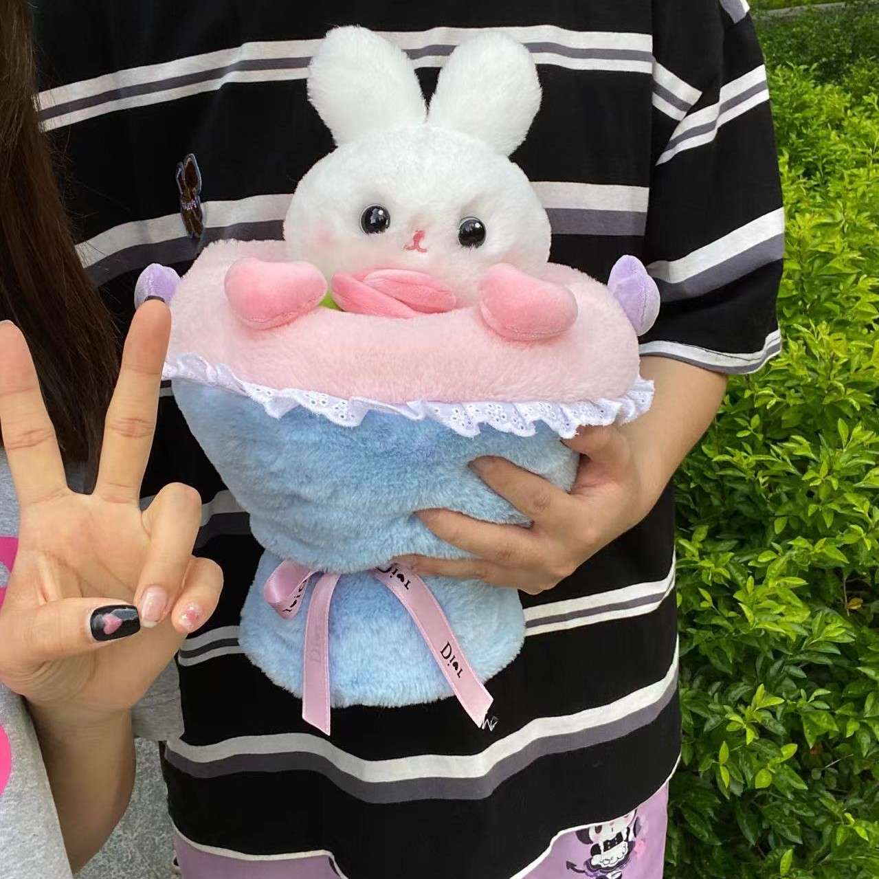 ぬいぐるみ もちもちうさぎのカップケーキ