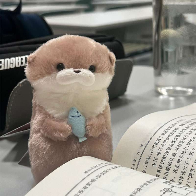 愛らしい表情 カワウソ 癒し ギフト向け くまぬいぐるみ