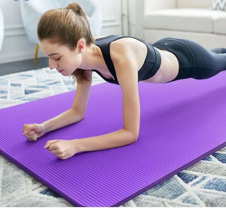https://fulmo-img-server.com/yogamatti/69f6a1f7-e1d2-46c2-91a1-94952804911c.jpg