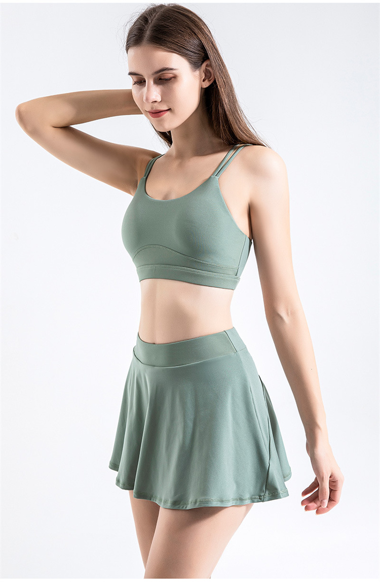 二点式風運動用スカート付きヨガウェア