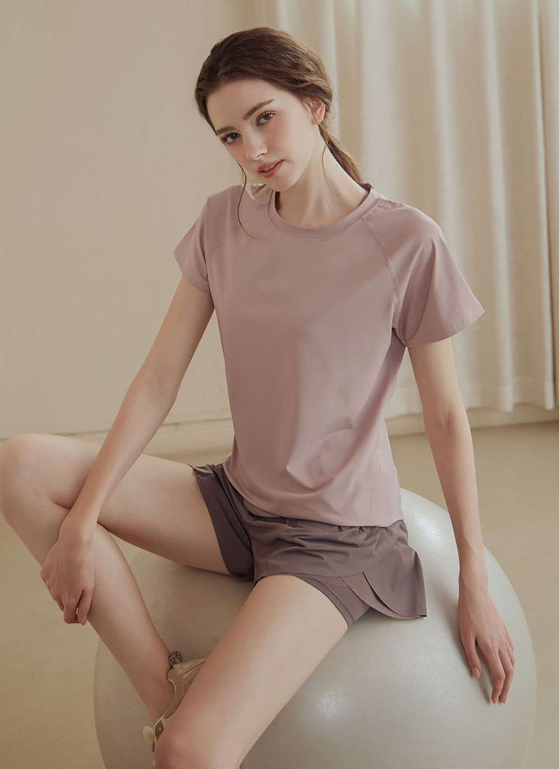 ヨガウェア トップス レディース速乾涼しい薄手半袖トップス ヨガ運動着