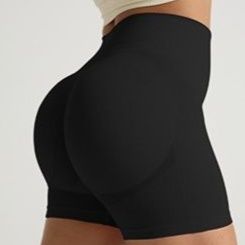 ヨガウェア 無縫製高伸縮ヨガショートパンツ